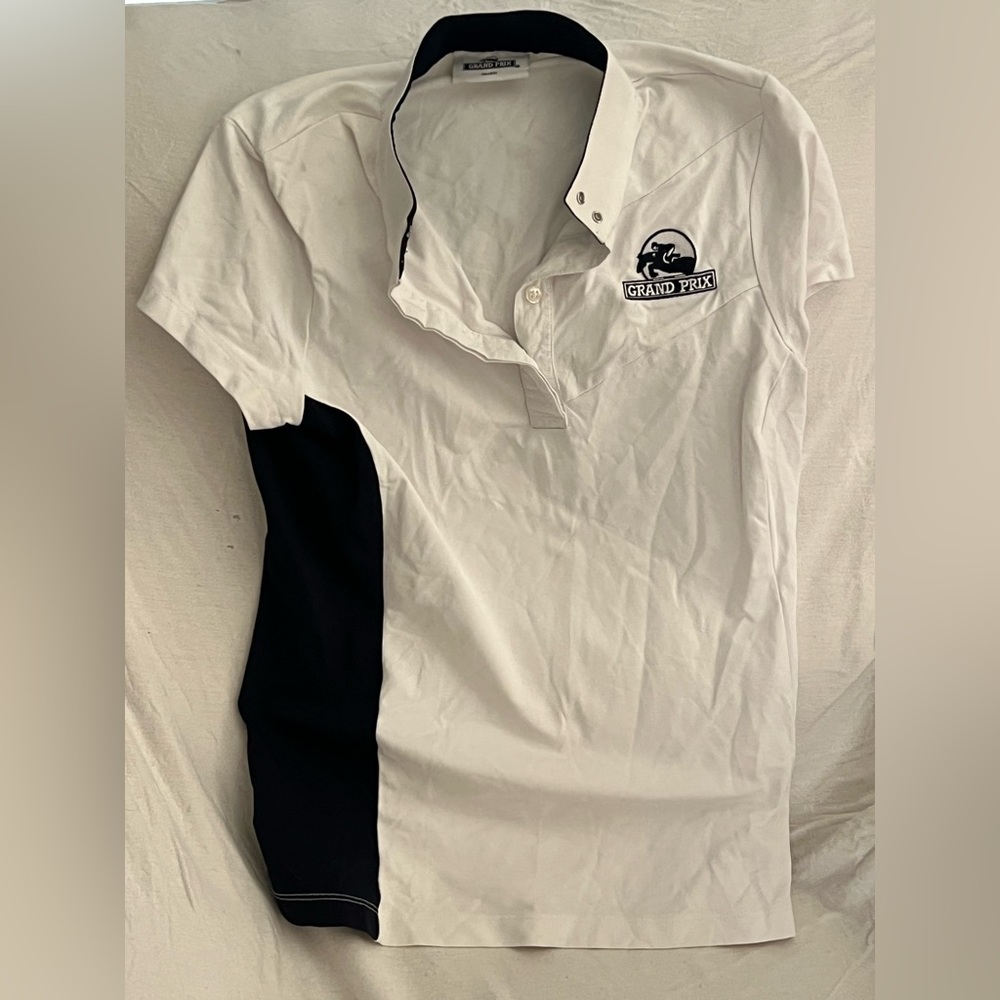 Grand Prix equestrian show t shirt size small